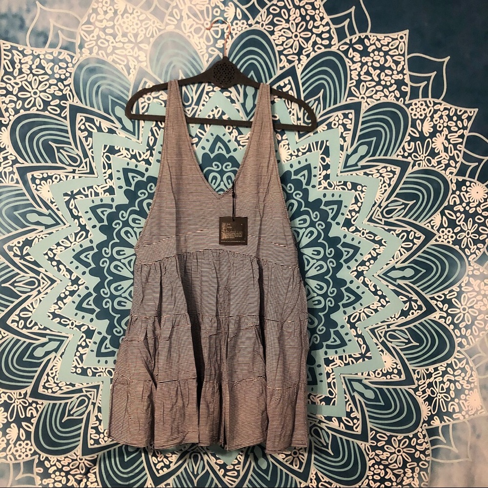 SOLD 💐 ACACIA • Havana Dress in Long Island